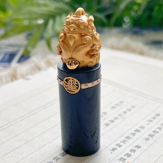 Handcrafted Natural Jade Lion Head Charm Pendant · Silver Gold-Plated · Dual-Use as Pendant or Personal Seal