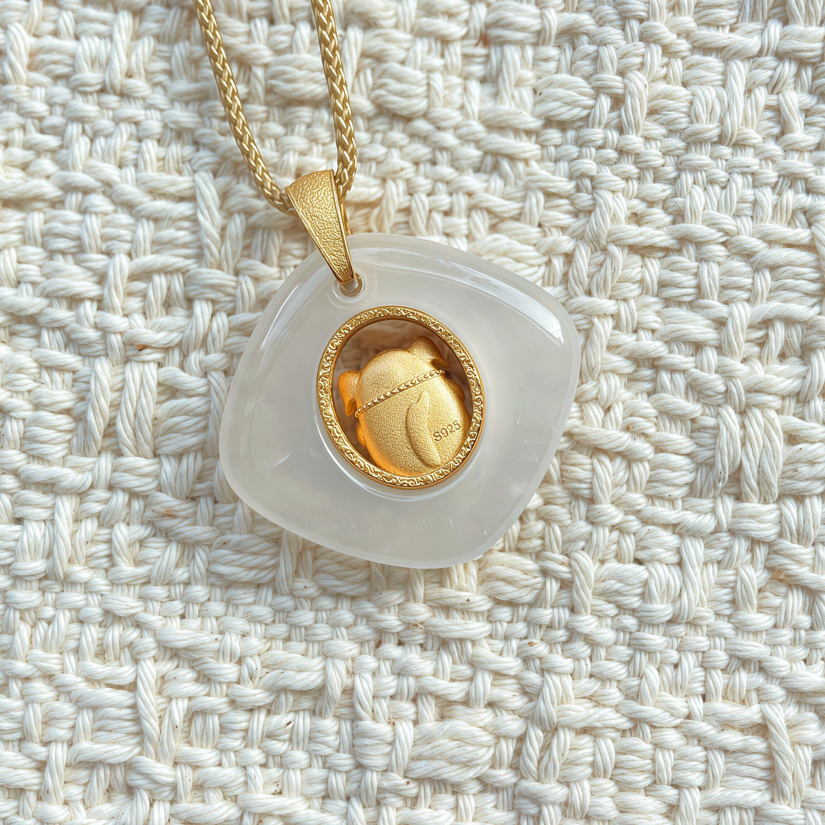 Dog Birth Animal Pendant – Protect Your True Self – Natural Jade Gold Plated – Adjustable Cord